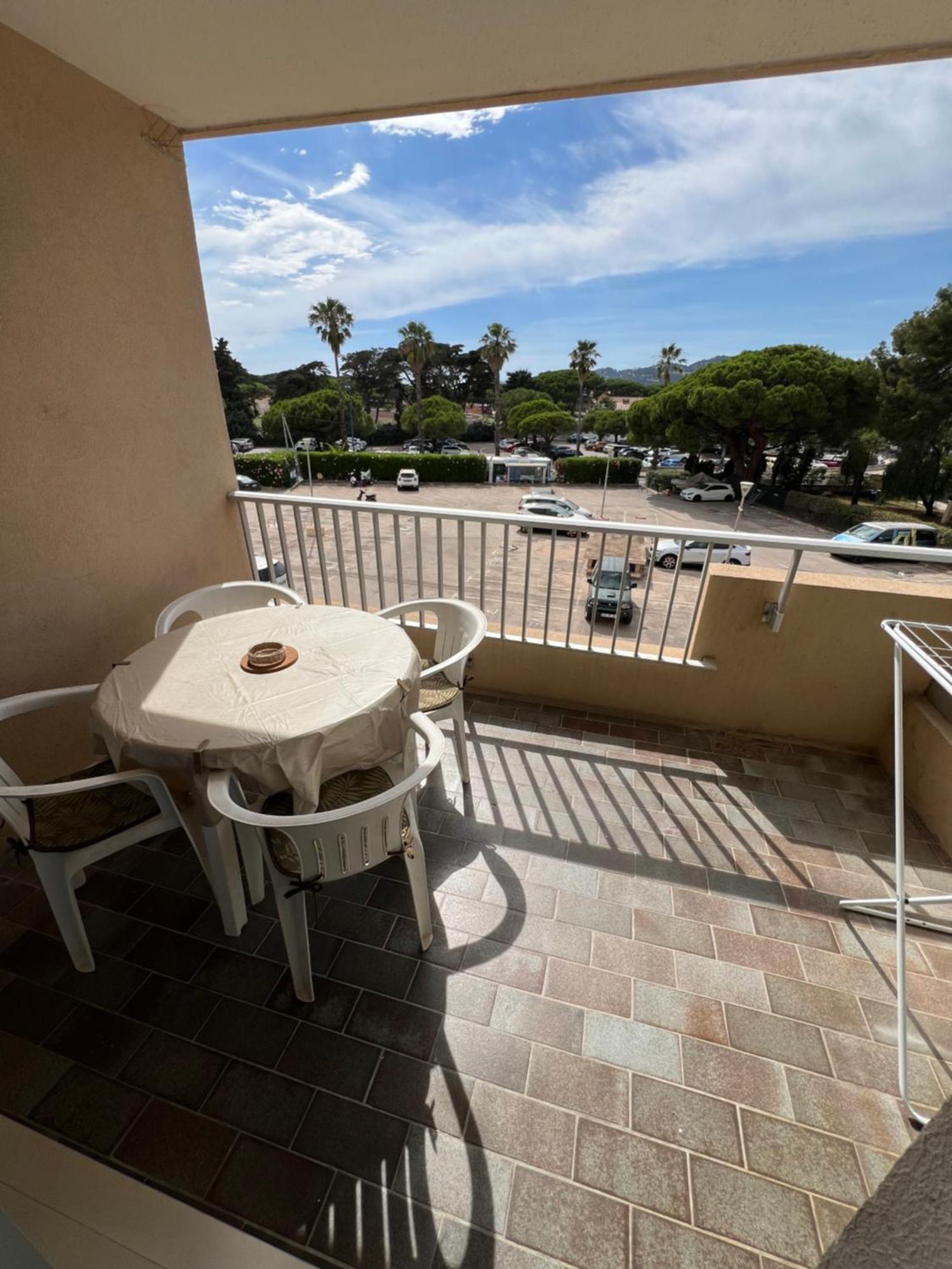 Port De Apartment